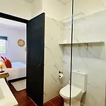 Villa Strip Ii - Private Pool - 8 Guests -