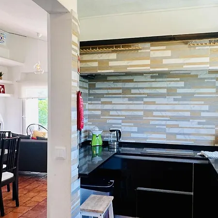 Strip Ii By Check-in Portugal